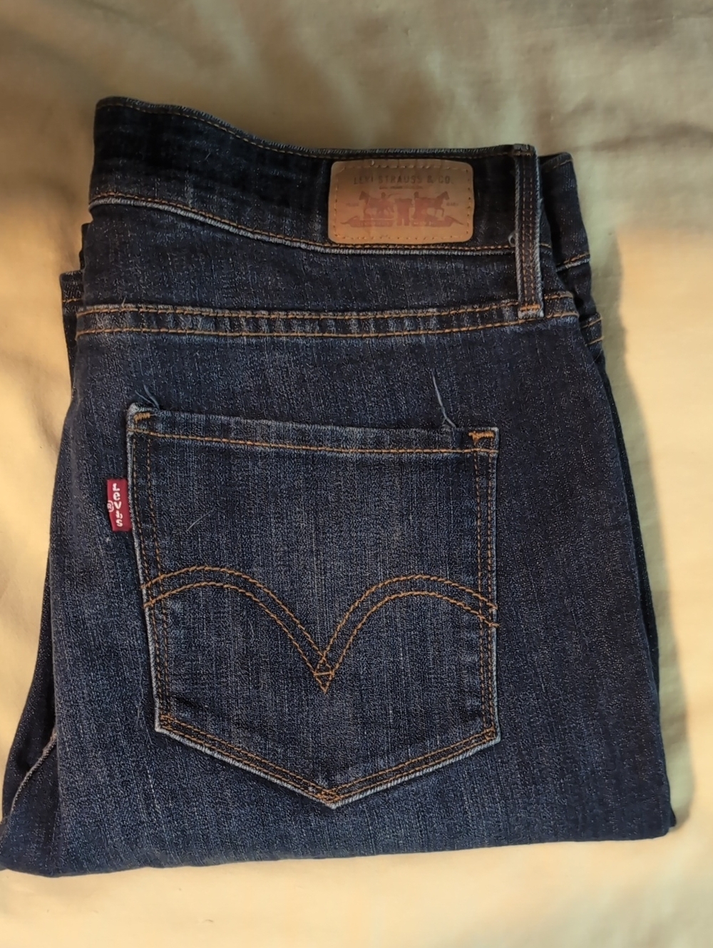 Levi's Indigo Blue 525 Straight-Leg Jeans Size 8